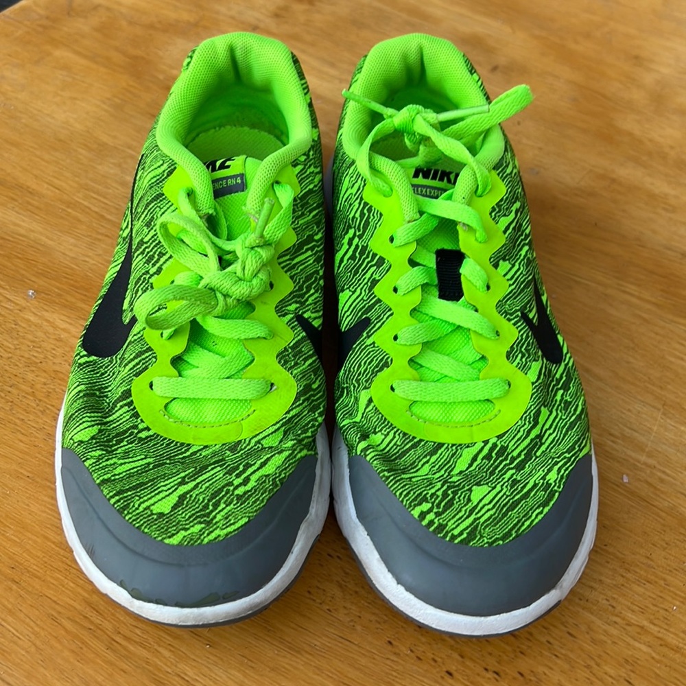 Boys Nike